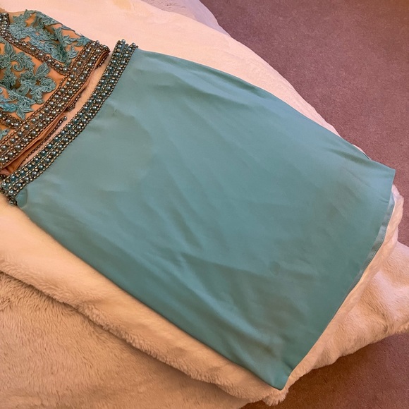 Tiffany Blue Hannah S Two Piece Beaded Set - Picture 5 of 6